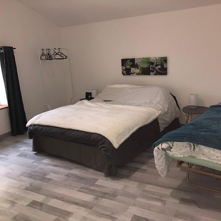 Gite Zen Pres Thermes De Jonzac Bois Kültér fotó