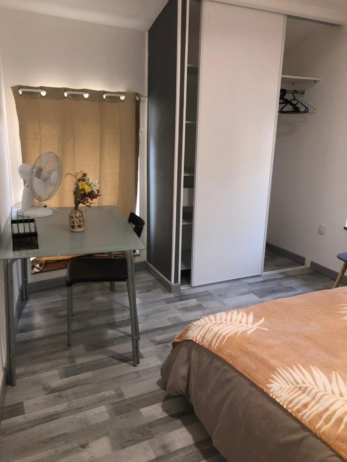 Gite Zen Pres Thermes De Jonzac Bois Kültér fotó